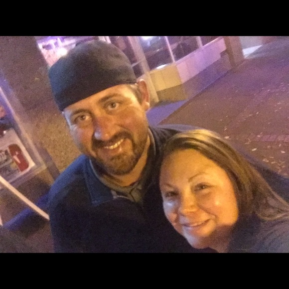 Meet your Posher, Angie - Picture 3 of 6